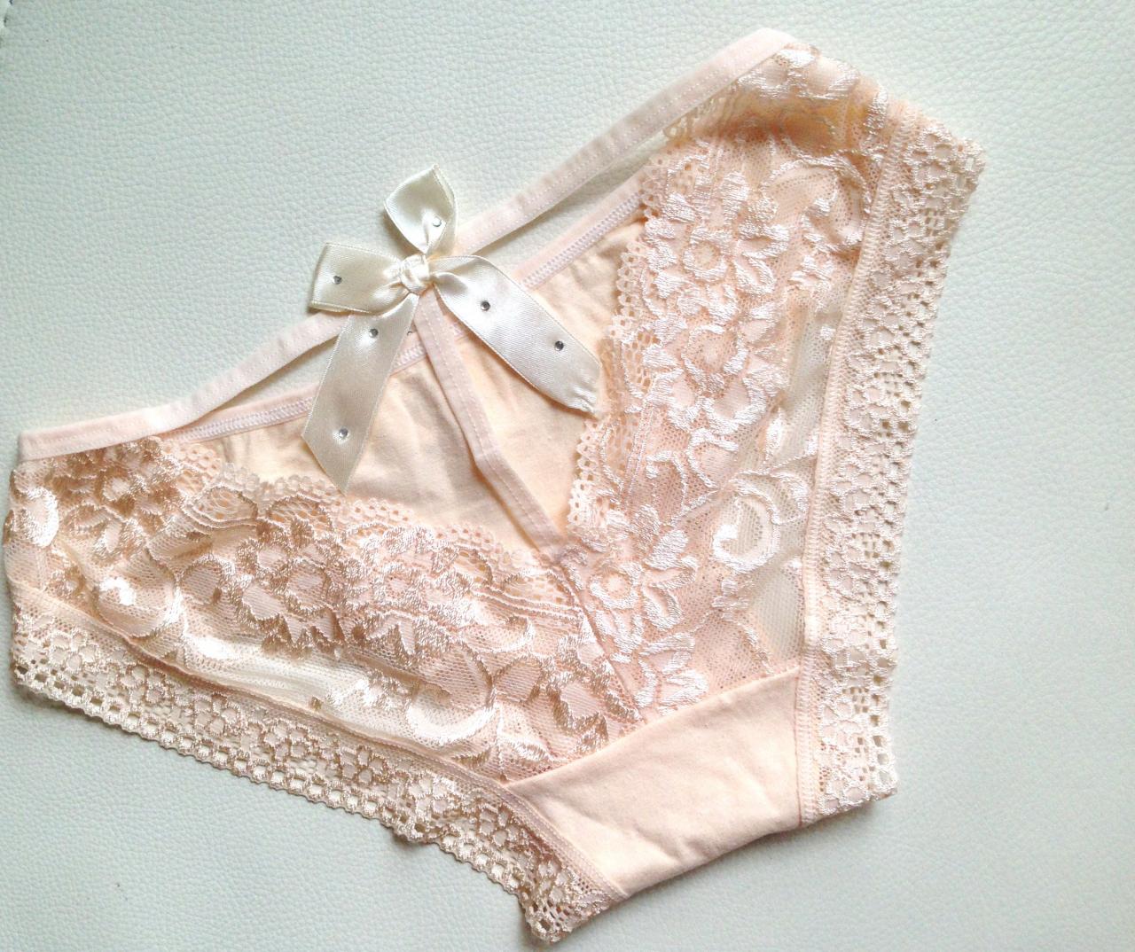 Sexy Butterfly Lace Women's Panties, Color Peach